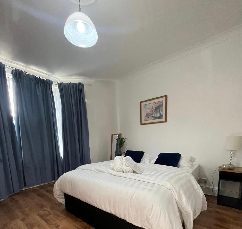 Park View Homestay Barking  Exterior photo